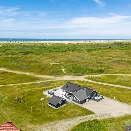 Betti - 200m From The Sea In Western Jutland By Interhome Hébergement de vacances Lakolk