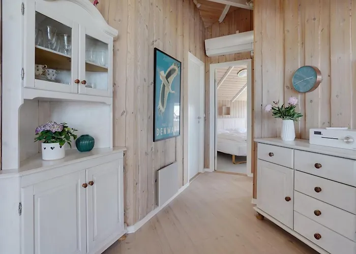 Betti - 200m From The Sea By Interhome Lakolk